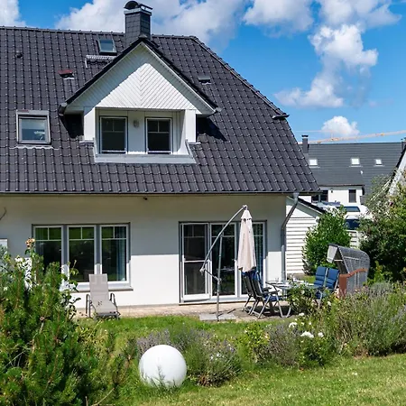 Stella Olivia Nyaraló