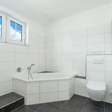 Stella Olivia * Lobbe